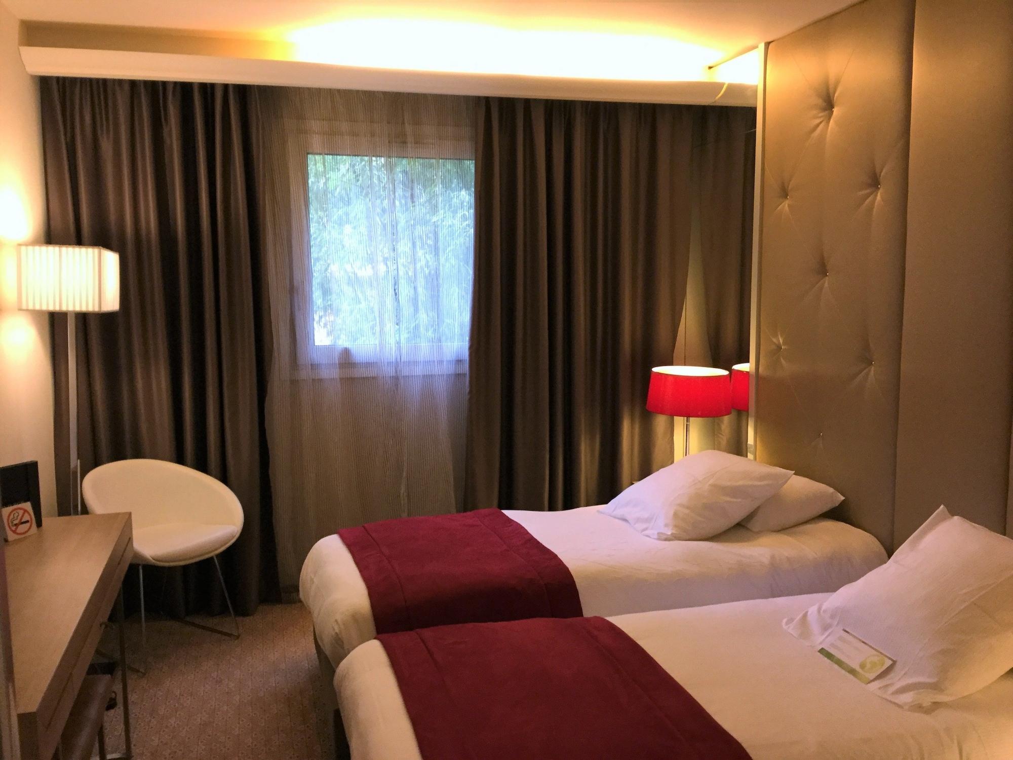 Hôtel Mermoz Toulouse Buitenkant foto