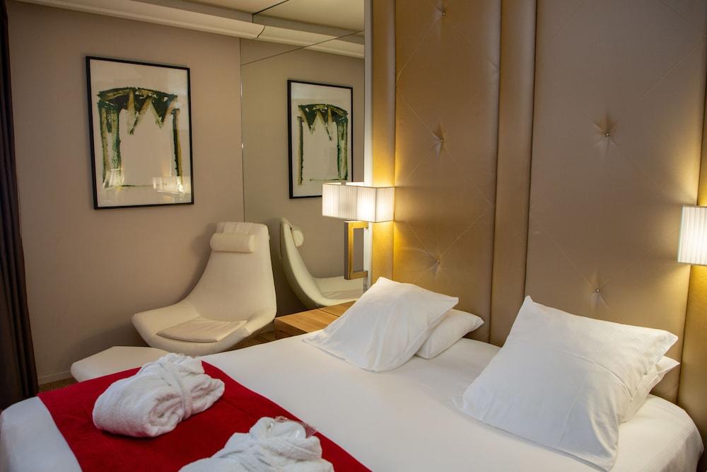 Hôtel Mermoz Toulouse Buitenkant foto